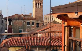 Key Location Near Palazzo Grassi